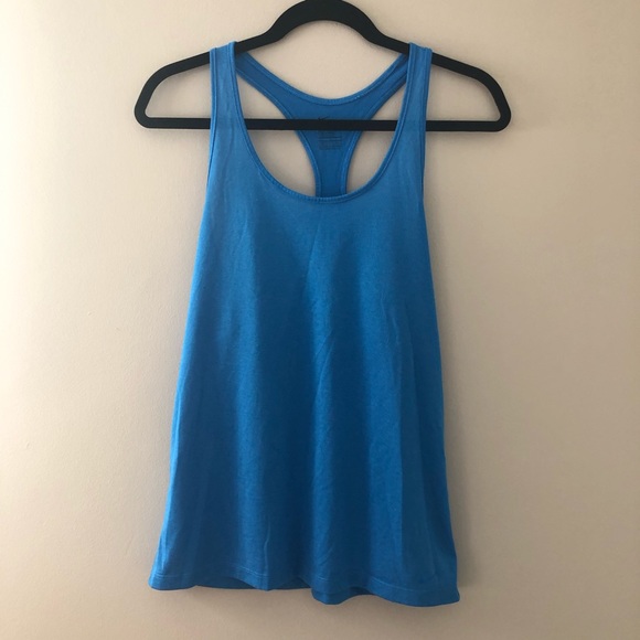 Nike Tops - Nike dri fit blue halter tank top